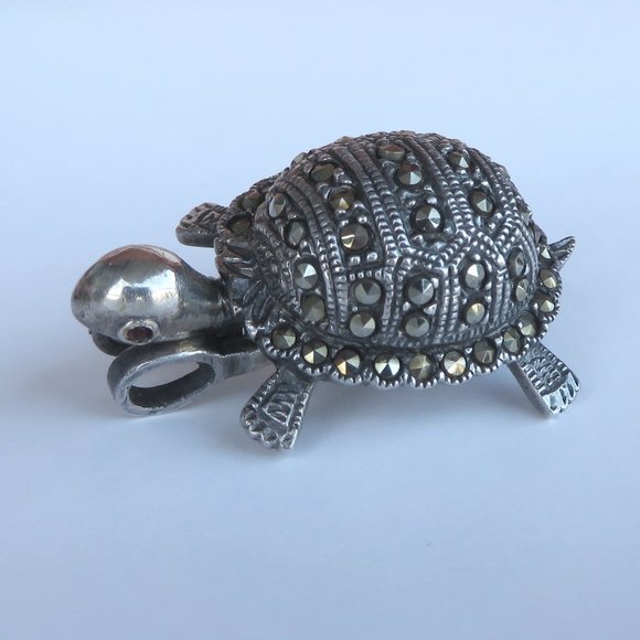 Sterling Silver Marcasites Turtle Brooch Pendant - Picture 3 of 16
